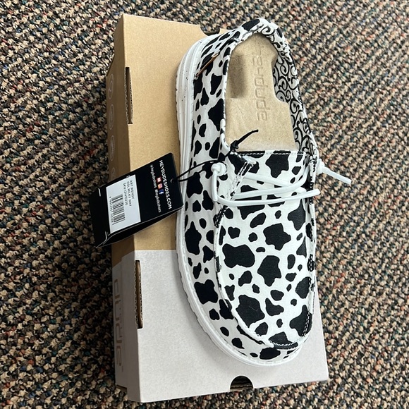 Milky Way Hey Dude Shoes Black And White Hey Dudes For Free